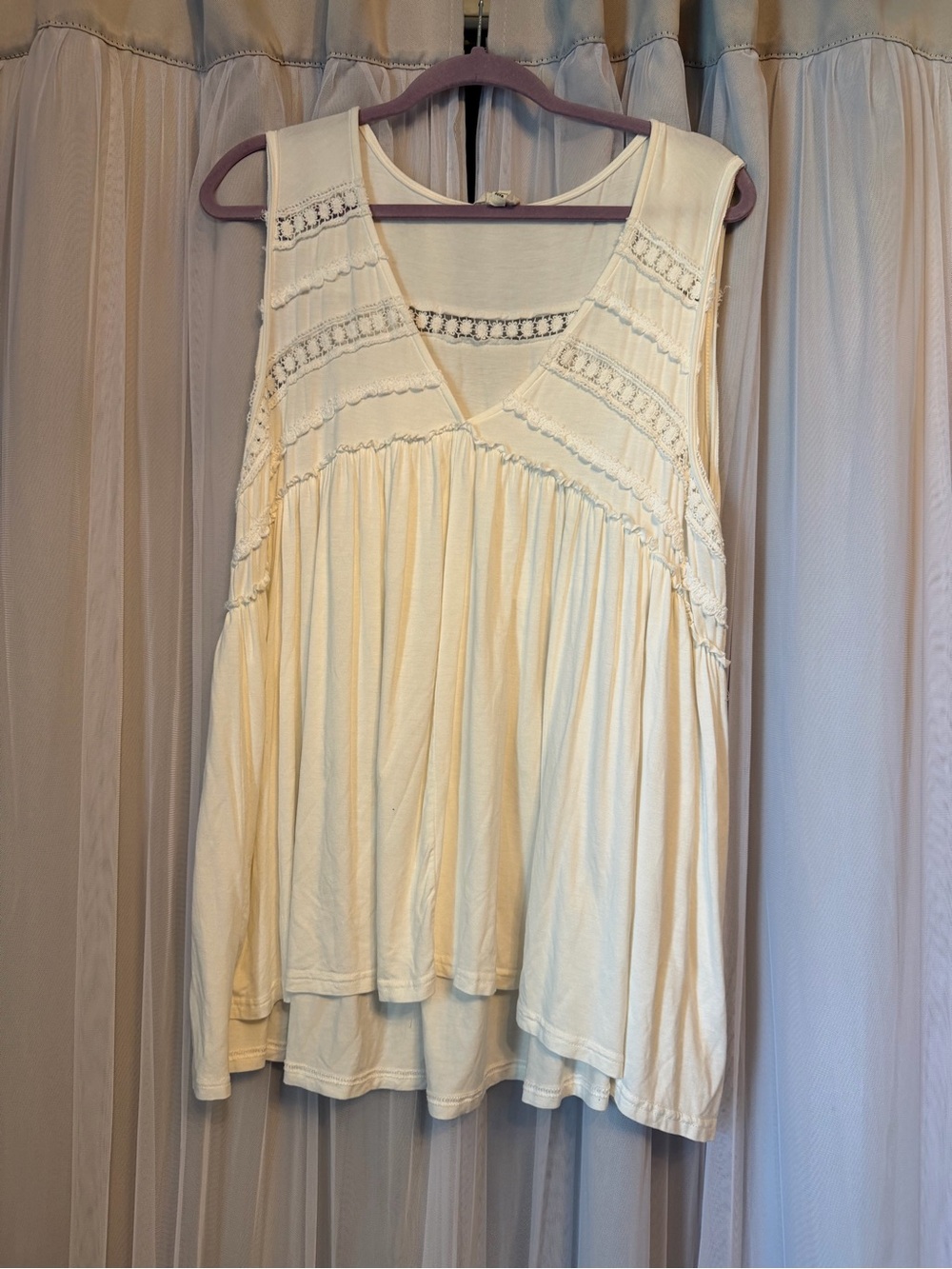 POL Cream Crochet-Trim Sleeveless Tank Top